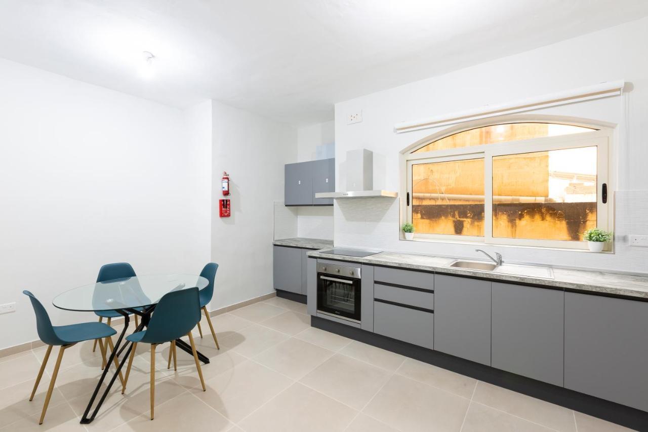 Sliema Central Apartment Just Minutes From The Beach By Jl Exterior photo