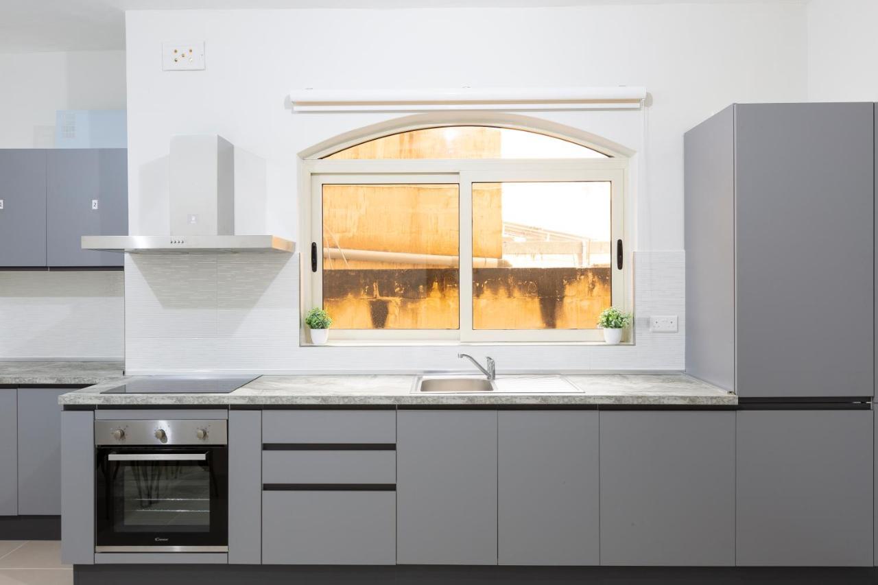 Sliema Central Apartment Just Minutes From The Beach By Jl Exterior photo